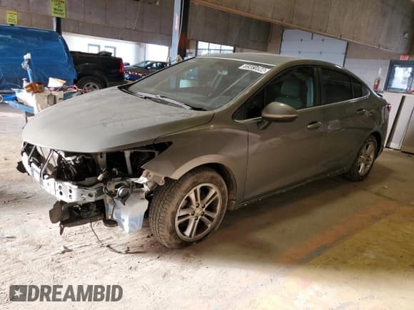 ✅ 2017 Chevrolet Cruze LT • VIN: 1G1BE5SMXH7222435 • Lot: 69386522. Listed on Copart with 98,817 mi. Free auction sales archive from the USA and detailed vehicle history report at DreamBid. Image 1.