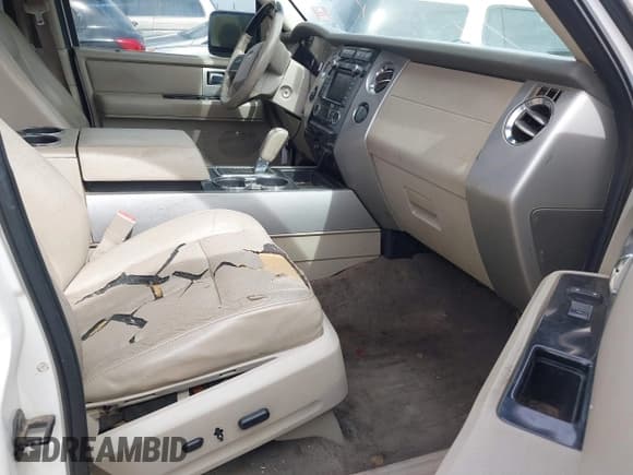 ✅ 2011 Ford Expedition Max Limited • VIN: 1FMJK2A58BEF15821 • Lot: 41593051. Listed on IAAI with 288,260 mi. Free auction sales archive from the USA and detailed vehicle history report at DreamBid. Image 5.