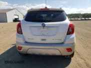 ✅ 2016 Buick Encore Premium • VIN: KL4CJHSBXGB551178 • Lot: 80801705. Wystawiony na Copart z przebiegiem 53 430 mil. Bezpłatny archiwum sprzedaży aukcyjnych z USA i szczegółowy raport historii pojazdu na DreamBid. Zdjęcie 6.
