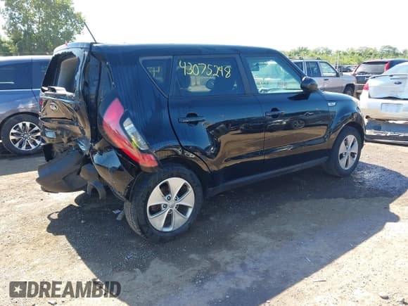 ✅ 2016 Kia Soul • VIN: KNDJN2A25G7836518 • Лот: 43075248. Опубликован ранее на IAAI с пробегом 132 711 миль. Бесплатный доступ к архиву аукционных продаж из США и подробный отчёт об истории автомобиля на DreamBid. Изображение 4.