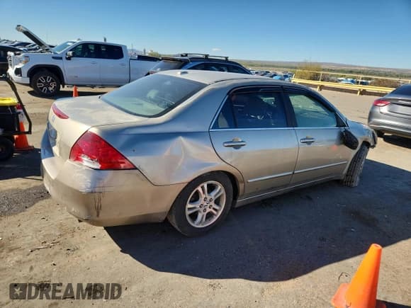 ✅ 2006 Honda Accord EX-L • VIN: JHMCM56856C007866 • Lot: 82731865. Listed on Copart with 130,633 mi. Free auction sales archive from the USA and detailed vehicle history report at DreamBid. Image 3.