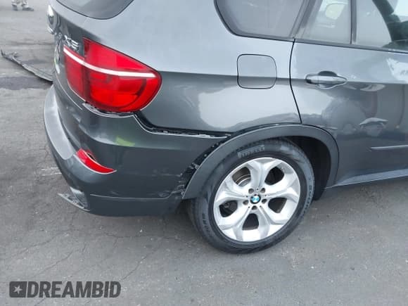 ✅ 2012 BMW X5 35d • VIN: 5UXZW0C57CL671549 • Lot: 43486836. Wystawiony na IAAI z przebiegiem 119 071 mil. Bezpłatny archiwum sprzedaży aukcyjnych z USA i szczegółowy raport historii pojazdu na DreamBid. Zdjęcie 6.