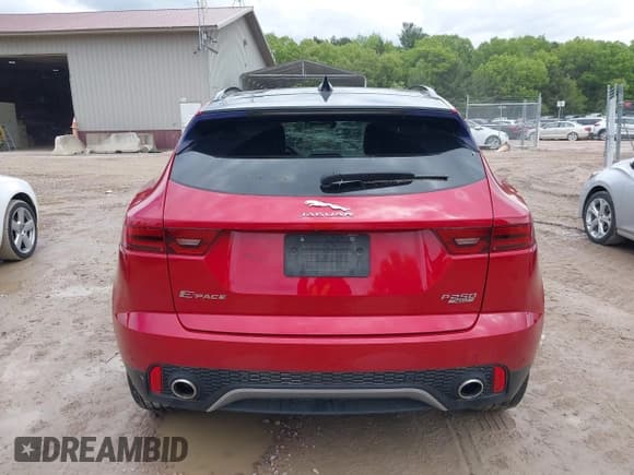 ✅ 2018 Jaguar E-Pace SE • VIN: SADFP2FX1J1Z16885 • Lot: 42293911. Wystawiony na IAAI z przebiegiem 87 028 mil. Bezpłatny archiwum sprzedaży aukcyjnych z USA i szczegółowy raport historii pojazdu na DreamBid. Zdjęcie 16.