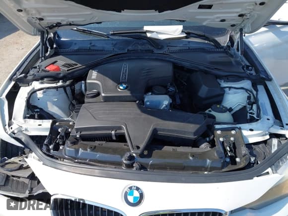 ✅ 2015 BMW 3 Series 328i • VIN: WBA3A5G56FNS83909 • Lot: 42931894. Wystawiony na IAAI z przebiegiem 131 937 mil. Bezpłatny archiwum sprzedaży aukcyjnych z USA i szczegółowy raport historii pojazdu na DreamBid. Zdjęcie 10.