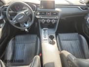 ✅ 2020 Genesis G70 3.3T • VIN: KMTG54LE0LU056324 • Lot: 68446185. Wystawiony na Copart z przebiegiem 42 232 mil. Bezpłatny archiwum sprzedaży aukcyjnych z USA i szczegółowy raport historii pojazdu na DreamBid. Zdjęcie 8.