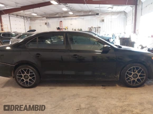 ✅ 2012 Volkswagen Jetta S • VIN: 3VW1K7AJ1CM353926 • Lot: 42604488. Listed on IAAI with 127,578 mi. Free auction sales archive from the USA and detailed vehicle history report at DreamBid. Image 13.
