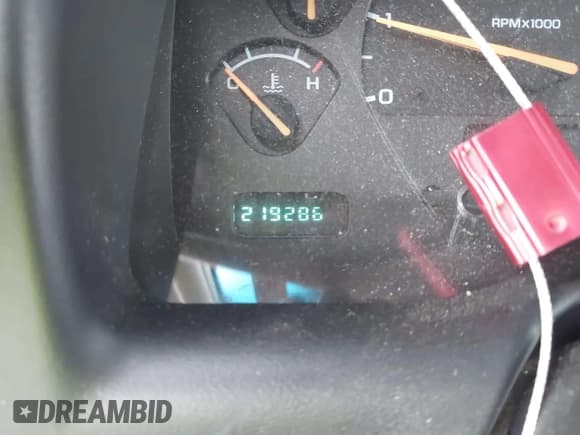 ✅ 2001 Dodge Dakota Sport • VIN: 1B7GG2AN41S220246 • Lot: 42361348. Wystawiony na IAAI z przebiegiem 219 286 mil. Bezpłatny archiwum sprzedaży aukcyjnych z USA i szczegółowy raport historii pojazdu na DreamBid. Zdjęcie 7.