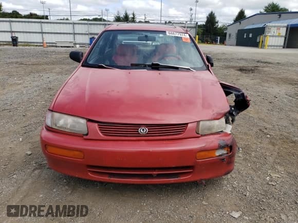 ✅ 1995 Mazda Protege • VIN: JM1BA1413S0173593 • Лот: 68877974. Опубликован ранее на Copart с пробегом 133 411 миль. Бесплатный доступ к архиву аукционных продаж из США и подробный отчёт об истории автомобиля на DreamBid. Изображение 5.