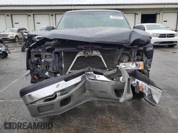 ✅ 2003 Chevrolet Silverado 1500 LS • VIN: 1GCEC19X03Z268310 • Lot: 91905875. Listed on Copart with 227,128 mi. Free auction sales archive from the USA and detailed vehicle history report at DreamBid. Image 5.