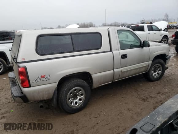 ✅ 2005 Chevrolet Silverado 1500 Z71 • VIN: 1GCEK14T65Z243521 • Лот: 84994214. Опубликован ранее на Copart с пробегом 119 503 миль. Бесплатный доступ к архиву аукционных продаж из США и подробный отчёт об истории автомобиля на DreamBid. Изображение 3.