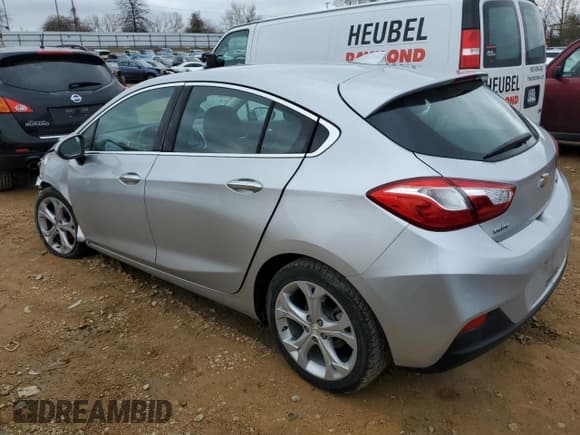 ✅ 2018 Chevrolet Cruze Premier • VIN: 3G1BF6SM6JS543074 • Lot: 37898003. Listed on Copart with 50,137 mi. Free auction sales archive from the USA and detailed vehicle history report at DreamBid. Image 2.