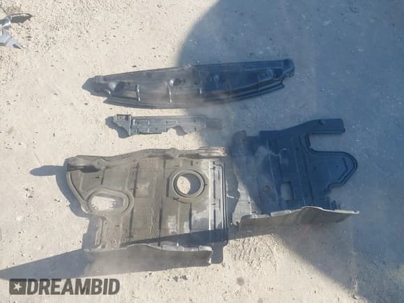 ✅ 2013 Hyundai Sonata GLS • VIN: 5NPEB4AC3DH609804 • Lot: 43269473. Listed on IAAI with 65,204 mi. Free auction sales archive from the USA and detailed vehicle history report at DreamBid. Image 12.