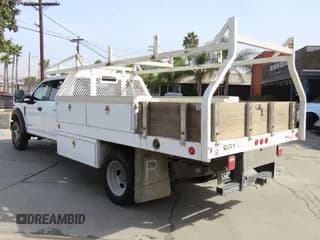 ✅ 2020 Ford F-550 XL • VIN: 1FD0W5HT8LED05338 • Lot: 41630945. Wystawiony na Copart z przebiegiem 76 493 mil. Bezpłatny archiwum sprzedaży aukcyjnych z USA i szczegółowy raport historii pojazdu na DreamBid. Zdjęcie 4.