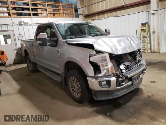 ✅ 2022 Ford F-250 XLT • VIN: 1FT7X2BN1NEC12771 • Лот: 82365495. Опубликован ранее на Copart с пробегом 17 487 миль. Бесплатный доступ к архиву аукционных продаж из США и подробный отчёт об истории автомобиля на DreamBid. Изображение 4.