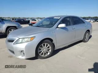 ✅ 2010 Toyota Camry • VIN: 4T1BB3EKXAU124989 • Lot: 82543965. Listed on Copart with 237,679 mi. Free auction sales archive from the USA and detailed vehicle history report at DreamBid. Image 1.