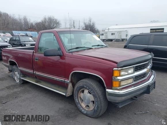 ✅ 1996 Chevrolet Silverado 1500 • VIN: 1GCEK14R1TZ121408 • Lot: 43730867. Listed on IAAI with 120,000 mi. Free auction sales archive from the USA and detailed vehicle history report at DreamBid. Image 1.