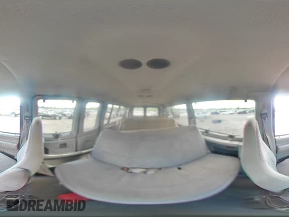 ✅ 2000 Ford Econoline Passenger XL • VIN: 1FBSS31L5YHB09858 • Лот: 55276415. Опубликован ранее на Copart с пробегом 153 962 миль. Бесплатный доступ к архиву аукционных продаж из США и подробный отчёт об истории автомобиля на DreamBid. Изображение 15.