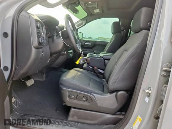 2024 Chevrolet Silverado 1500 Custom Trail Boss z VIN 3GCPDCEK7RG217665, wystawiony jako Copart lot #71836705 z przebiegiem 19 585 mil mil oraz Czysty tytuł • Clean title. Historia ofert i sprzedaży dostępna na DreamBid. Obrazek 7.