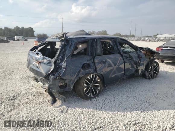 ✅ 2025 Volvo XC90 • VIN: YV4062PG1S1377640 • Lot: 86442065. Wystawiony na Copart z przebiegiem Nie podano. Bezpłatny archiwum sprzedaży aukcyjnych z USA i szczegółowy raport historii pojazdu na DreamBid. Zdjęcie 3.