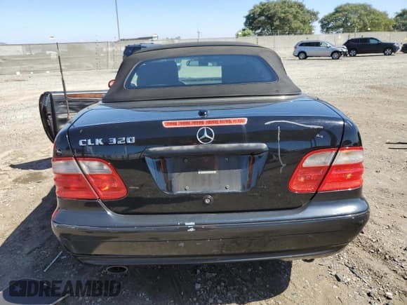 ✅ 2000 Mercedes-Benz CLK 320/430 • VIN: WDBLK65G2YT052982 • Lot: 81519625. Wystawiony na Copart z przebiegiem 295 932 mil. Bezpłatny archiwum sprzedaży aukcyjnych z USA i szczegółowy raport historii pojazdu na DreamBid. Zdjęcie 6.