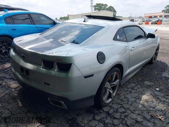 ✅ 2012 Chevrolet Camaro 2SS • VIN: 2G1FK1EJ6C9151231 • Лот: 43029105. Опубликован ранее на IAAI с пробегом 83 251 миль. Бесплатный доступ к архиву аукционных продаж из США и подробный отчёт об истории автомобиля на DreamBid. Изображение 4.