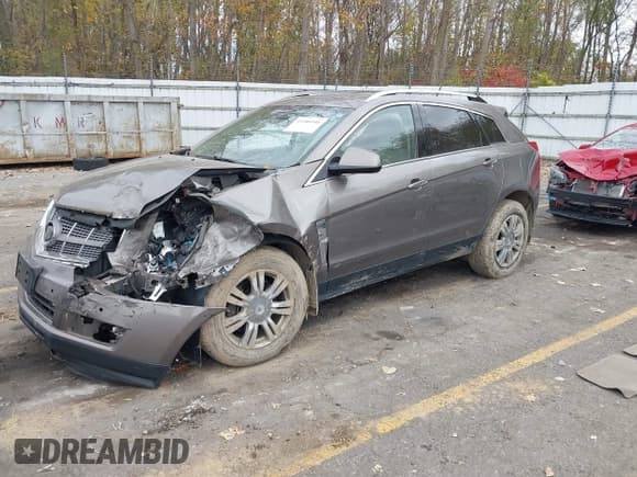 ✅ 2012 Cadillac SRX Luxury Collection • VIN: 3GYFNAE32CS505954 • Lot: 43580946. Listed on IAAI with 205,598 mi. Free auction sales archive from the USA and detailed vehicle history report at DreamBid. Image 17.