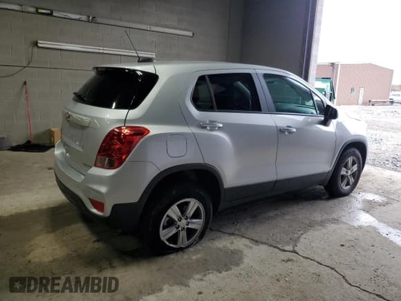 ✅ 2022 Chevrolet Trax LS • VIN: KL7CJNSM6NB544986 • Lot: 87260395. Listed on Copart with 14,727 mi. Free auction sales archive from the USA and detailed vehicle history report at DreamBid. Image 3.