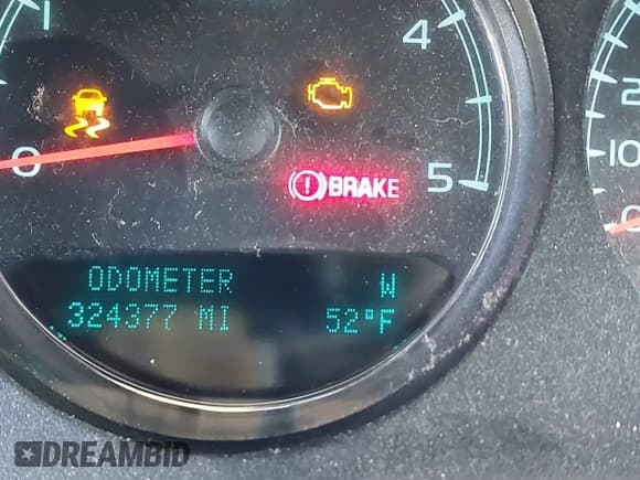 ✅ 2014 GMC Sierra 2500HD Denali • VIN: 1GT125E87EF174792 • Lot: 41634675. Listed on IAAI with 324,377 mi. Free auction sales archive from the USA and detailed vehicle history report at DreamBid. Image 15.