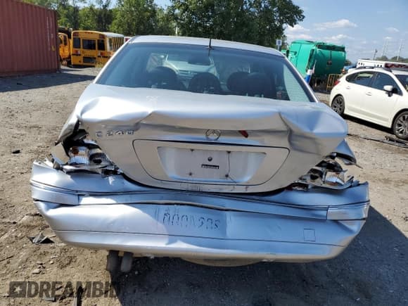 ✅ 2002 Mercedes-Benz C 230/260/280/320 • VIN: WDBRF61J82F183288 • Lot: 80257455. Wystawiony na Copart z przebiegiem 189 543 mil. Bezpłatny archiwum sprzedaży aukcyjnych z USA i szczegółowy raport historii pojazdu na DreamBid. Zdjęcie 6.