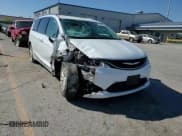 ✅ 2018 Chrysler Pacifica Touring L • VIN: 2C4RC1BG5JR305662 • Lot: 84761415. Listed on Copart with 125,551 mi. Free auction sales archive from the USA and detailed vehicle history report at DreamBid. Image 14.