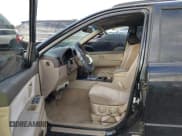 ✅ 2008 Kia Sorento LX • VIN: KNDJD735385830172 • Lot: 43557138. Wystawiony na IAAI z przebiegiem 124 229 mil. Bezpłatny archiwum sprzedaży aukcyjnych z USA i szczegółowy raport historii pojazdu na DreamBid. Zdjęcie 5.