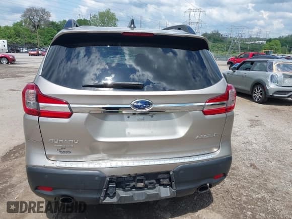 ✅ 2020 Subaru Ascent Premium • VIN: 4S4WMAFDXL3466046 • Лот: 42202373. Опубликован ранее на IAAI с пробегом 53 370 миль. Бесплатный доступ к архиву аукционных продаж из США и подробный отчёт об истории автомобиля на DreamBid. Изображение 17.