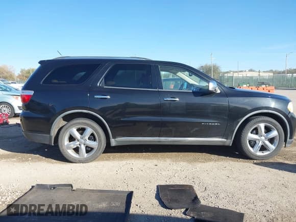 ✅ 2011 Dodge Durango Citadel • VIN: 1D4SE5GT1BC699957 • Lot: 43660255. Listed on IAAI with 135,019 mi. Free auction sales archive from the USA and detailed vehicle history report at DreamBid. Image 13.