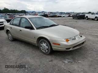 2000 Saturn SL z VIN 1G8ZH528XYZ223681, wystawiony jako Copart lot #57347404 z przebiegiem 161 044 mil mil oraz Czysty tytuł • Clean title. Historia ofert i sprzedaży dostępna na DreamBid. Obrazek 4.