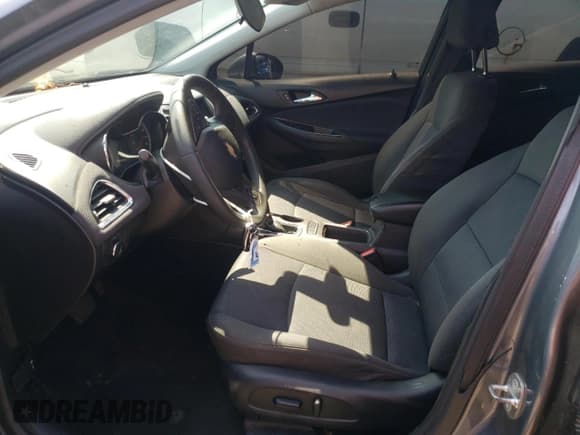 ✅ 2019 Chevrolet Cruze LT • VIN: 1G1BE5SM7K7135468 • Lot: 62115613. Listed on Copart with 87,482 mi. Free auction sales archive from the USA and detailed vehicle history report at DreamBid. Image 7.