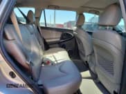 ✅ 2012 Toyota RAV4 Limited • VIN: 2T3DK4DV7CW068160 • Lot: 86997795. Wystawiony na Copart z przebiegiem 180 097 mil. Bezpłatny archiwum sprzedaży aukcyjnych z USA i szczegółowy raport historii pojazdu na DreamBid. Zdjęcie 11.