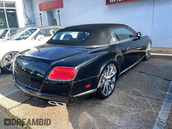 ✅ 2013 Bentley Continental GT • VIN: SCBGT3ZA6DC086067 • Lot: 87000455. Listed on Copart with Not provided. Free auction sales archive from the USA and detailed vehicle history report at DreamBid. Image 4.