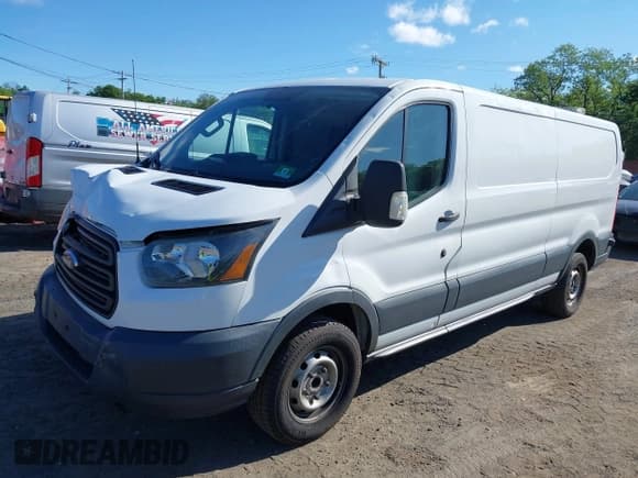 ✅ 2015 Ford Transit • VIN: 1FTSW2ZMXFKB28154 • Lot: 42303189. Wystawiony na IAAI z przebiegiem 40 269 mil. Bezpłatny archiwum sprzedaży aukcyjnych z USA i szczegółowy raport historii pojazdu na DreamBid. Zdjęcie 17.
