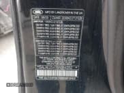 ✅ 2006 Land Rover LR3 SE • VIN: SALAE25476A354252 • Lot: 42263286. Wystawiony na IAAI z przebiegiem 177 990 mil. Bezpłatny archiwum sprzedaży aukcyjnych z USA i szczegółowy raport historii pojazdu na DreamBid. Zdjęcie 9.