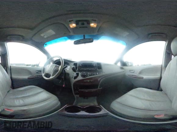 ✅ 2013 Toyota Sienna XLE AAS • VIN: 5TDYK3DC5DS402358 • Lot: 42977996. Listed on IAAI with 255,420 mi. Free auction sales archive from the USA and detailed vehicle history report at DreamBid. Image 19.