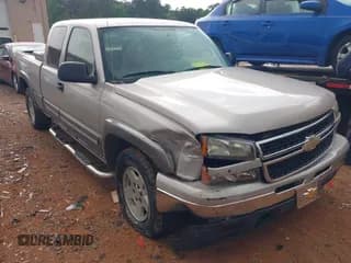 ✅ 2006 Chevrolet Silverado 1500 LT1 • VIN: 1GCEK19B96Z188726 • Lot: 42189031. Wystawiony na IAAI z przebiegiem 40 019 mil. Bezpłatny archiwum sprzedaży aukcyjnych z USA i szczegółowy raport historii pojazdu na DreamBid. Zdjęcie 1.