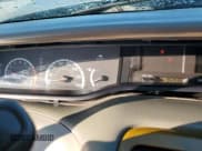 ✅ 2000 Toyota Avalon XL • VIN: 4T1BF28B8YU089437 • Лот: 93551635. Опубликован ранее на Copart с пробегом 352 595 миль. Бесплатный доступ к архиву аукционных продаж из США и подробный отчёт об истории автомобиля на DreamBid. Изображение 9.