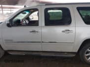 ✅ 2011 GMC Yukon XL Denali • VIN: 1GKS1MEF3BR259370 • Лот: 42661414. Опубликован ранее на IAAI с пробегом 199 221 миль. Бесплатный доступ к архиву аукционных продаж из США и подробный отчёт об истории автомобиля на DreamBid. Изображение 14.