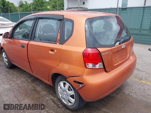 ✅ 2006 Chevrolet Aveo LS • VIN: KL1TD66646B518732 • Lot: 42331787. Wystawiony na IAAI z przebiegiem 145 491 mil. Bezpłatny archiwum sprzedaży aukcyjnych z USA i szczegółowy raport historii pojazdu na DreamBid. Zdjęcie 6.