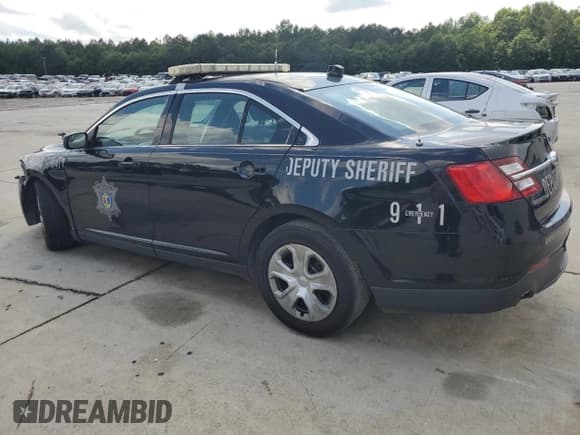 ✅ 2018 Ford Police Interceptor • VIN: 1FAHP2MK6JG123886 • Lot: 55850245. Listed on Copart with 153,539 mi. Free auction sales archive from the USA and detailed vehicle history report at DreamBid. Image 2.