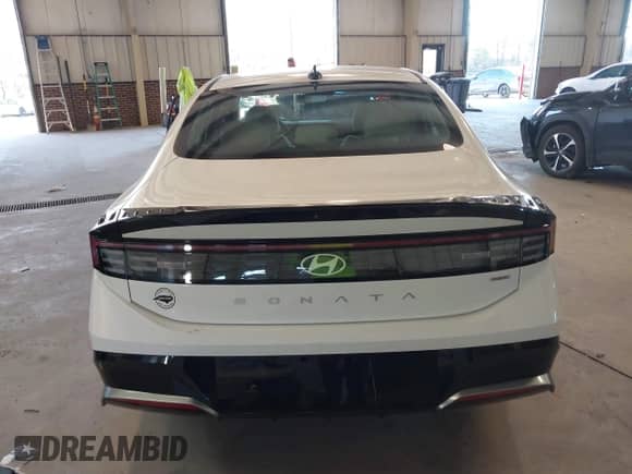 2024 Hyundai Sonata SEL z VIN KMHL34JJ5RA085911, wystawiony jako IAAI lot #41017842 z przebiegiem 2 046 mil mil oraz . Historia ofert i sprzedaży dostępna na DreamBid. Obrazek 17.