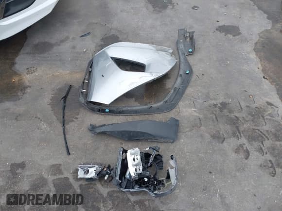 ✅ 2022 Hyundai Tucson SE • VIN: 5NMJA3AE6NH087083 • Lot: 43398051. Listed on IAAI with 60,432 mi. Free auction sales archive from the USA and detailed vehicle history report at DreamBid. Image 11.