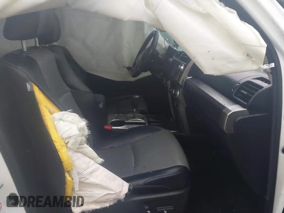 ✅ 2015 Toyota 4Runner SR5 • VIN: JTEZU5JR9F5091203 • Lot: 41444822. Listed on IAAI with 66,205 mi. Free auction sales archive from the USA and detailed vehicle history report at DreamBid. Image 5.