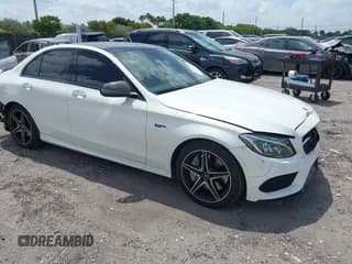 ✅ 2018 Mercedes-Benz C 43 AMG • VIN: 55SWF6EB9JU242891 • Lot: 42117540. Wystawiony na IAAI z przebiegiem 58 690 mil. Bezpłatny archiwum sprzedaży aukcyjnych z USA i szczegółowy raport historii pojazdu na DreamBid. Zdjęcie 1.