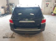 ✅ 2011 Toyota Highlander Limited • VIN: 5TDDK3EH1BS070487 • Лот: 42873074. Опубликован ранее на IAAI с пробегом 238 527 миль. Бесплатный доступ к архиву аукционных продаж из США и подробный отчёт об истории автомобиля на DreamBid. Изображение 16.